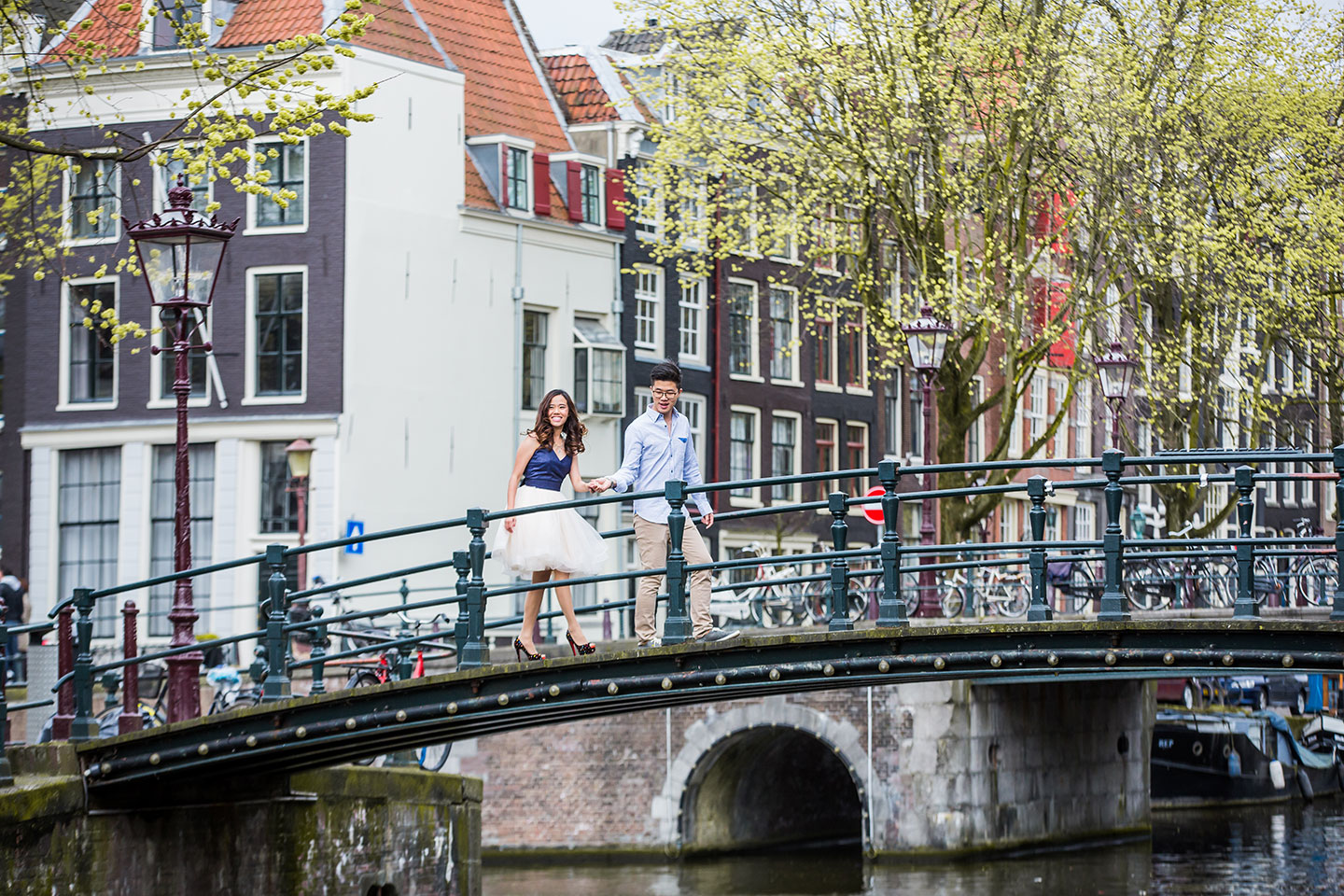 Amsterdam prewedding shoot around the canals