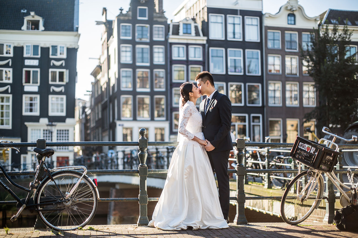 Netherlands prewedding shoot in the streets of Amsterdam