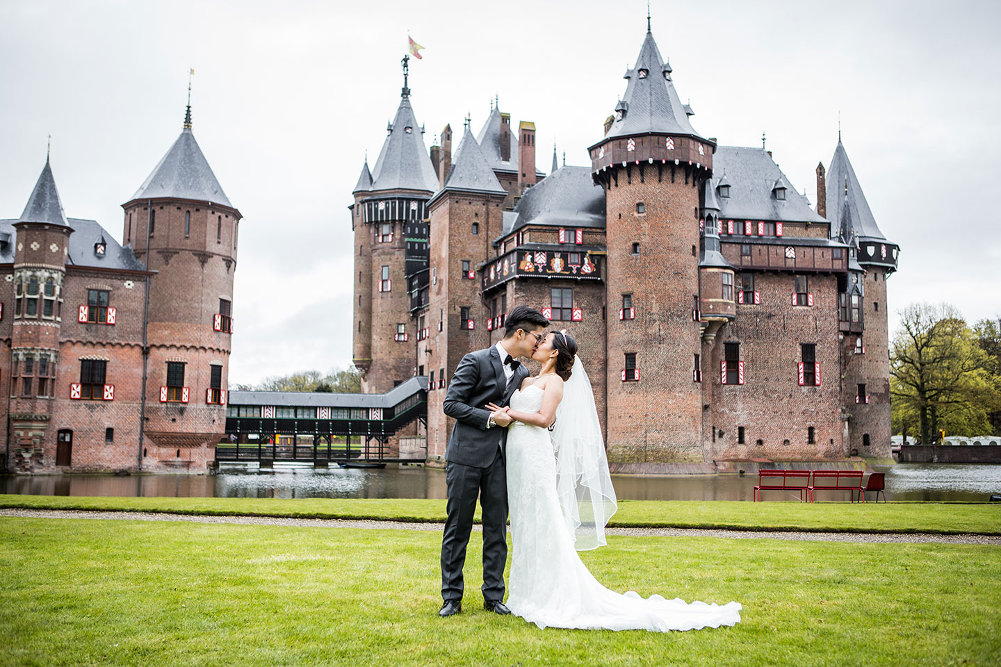 Pre wedding castle Europe