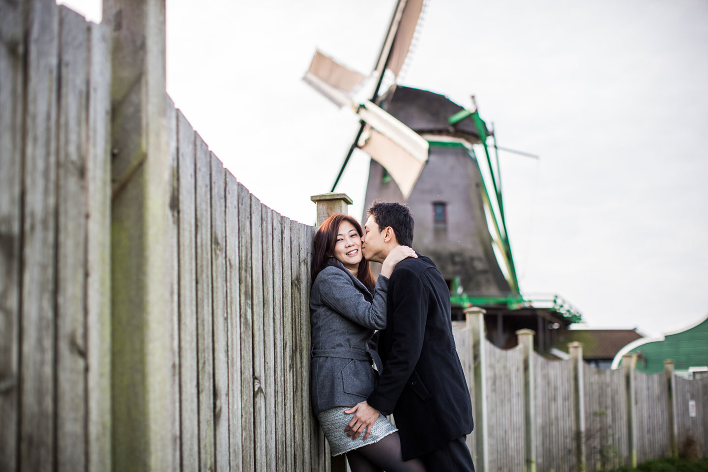 Windmill pre-wedding shoot in Holland