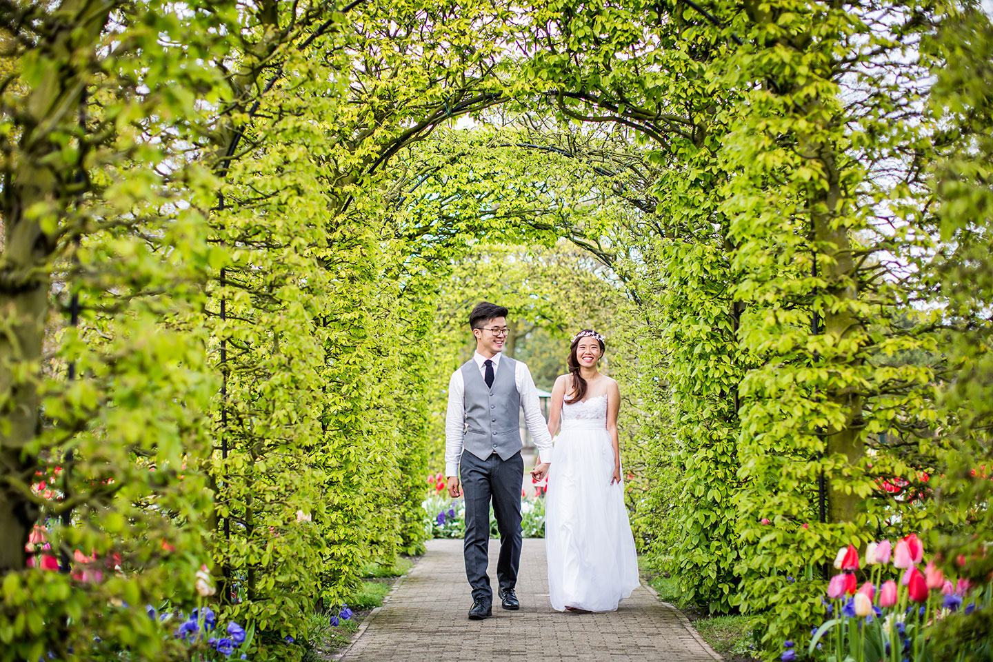 Asian pre-wedding in Europe