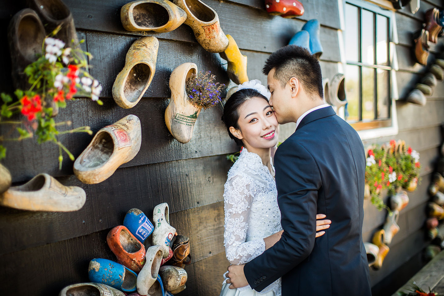 Wedding photo shoot in Amsterdam, the Netherlands of a couple from Asia