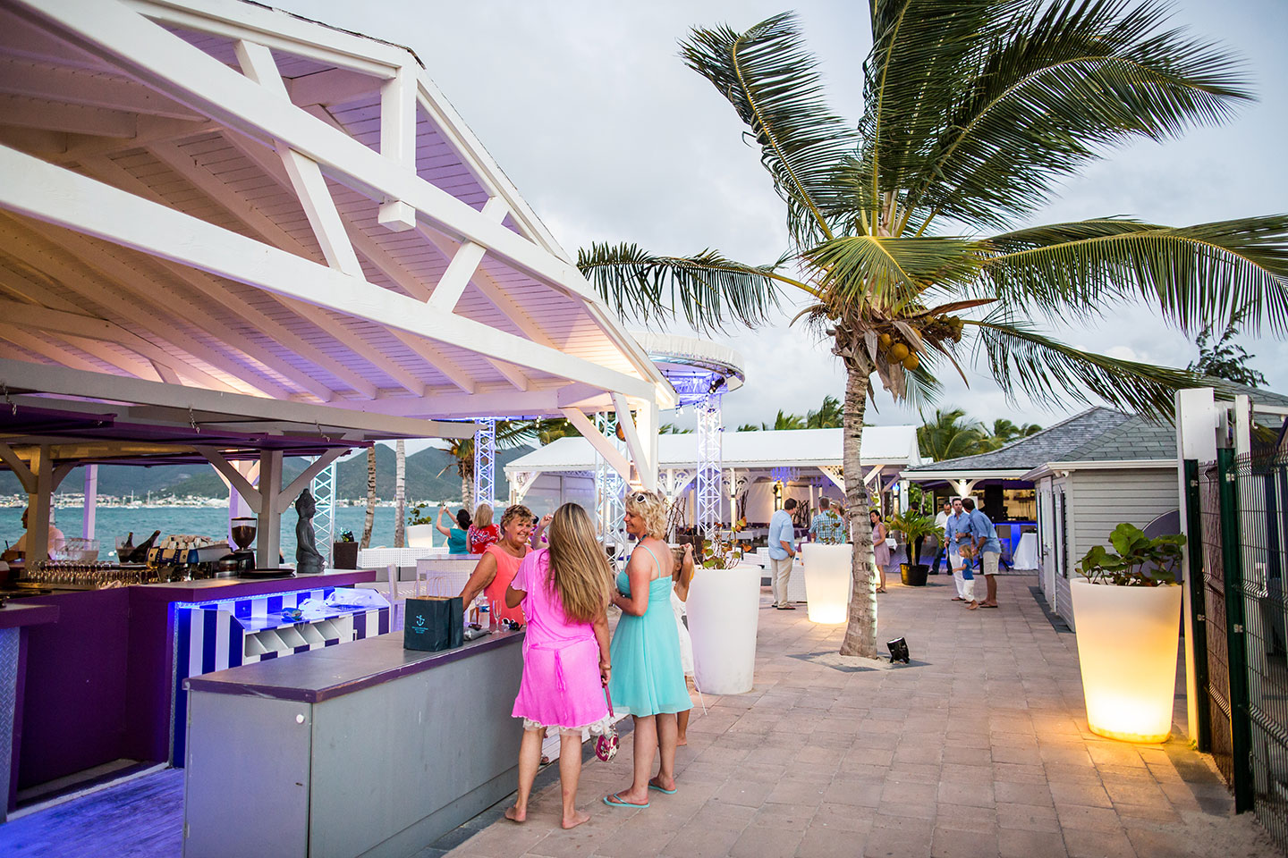 Beach wedding in Saint Martin